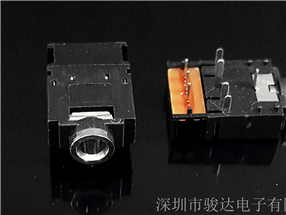 3.5耳機座連接器