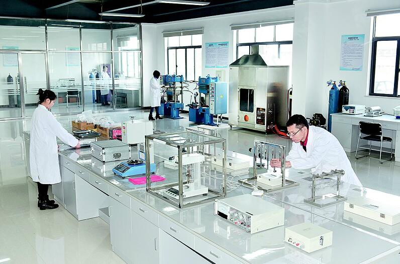 從一片瓷磚到百億產(chǎn)業(yè) 黃梅新材料產(chǎn)業(yè)緊盯高質(zhì)量技術(shù)研發(fā)之路